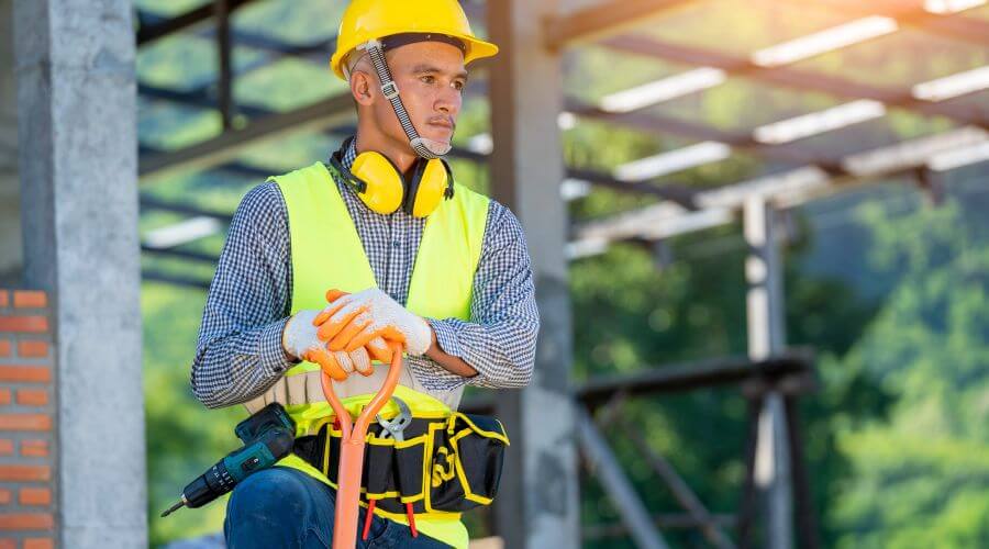 Professional gutter cleaning in Mena, AR